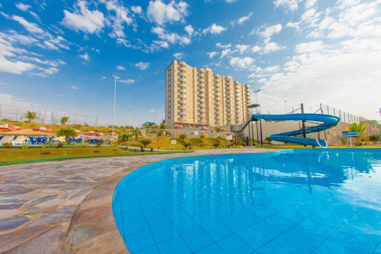 Apartahotel Golden Dolphin - Grand&express - águas Termais - - Roupa De Cama, Banho E Tv De Led 3*